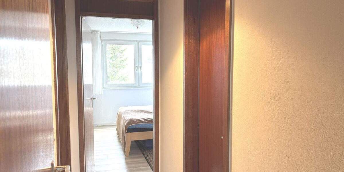 Etagenwohnung Sindelfingen Nord - 3 Zimmer, 83 m&sup2;, 305.000&euro; | Angebot:25877057