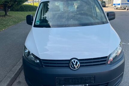 VW Caddy 121.000 km 9.900 &euro; Stuttgart 70469