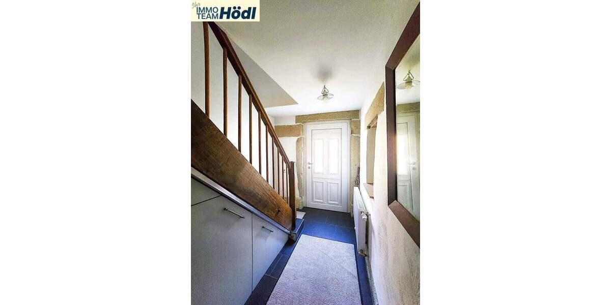 Einfamilienhaus Reutlingen Sondelfingen - 6 Zimmer, 180 m&sup2;, 699.000&euro; | Angebot:25865087