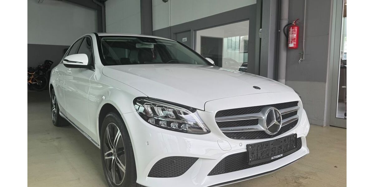 Mercedes-Benz C 200 75.700 km 24.900 &euro; Neckartailfingen 72666