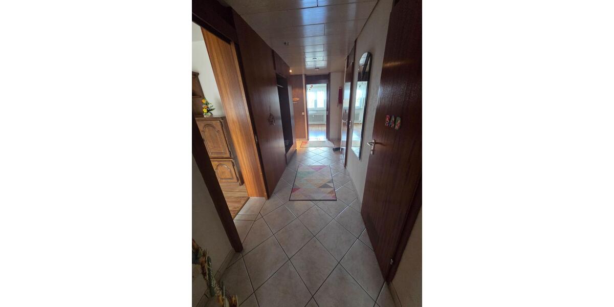 Etagenwohnung Böblingen - 3.5 Zimmer, 85 m&sup2;, 339.000&euro; | Angebot:25638069