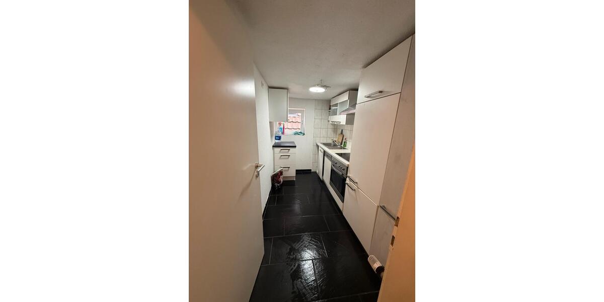 Etagenwohnung Reutlingen - 2 Zimmer, 84 m&sup2;, 600&euro; | Angebot:26024488
