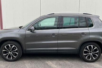 VW Tiguan 169.000 km 9.500 &euro; Ofterdingen 72131