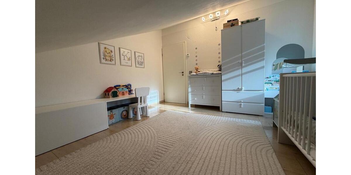 Dachgeschoßwohnung Horb am Neckar - 3.5 Zimmer, 107 m&sup2;, 1.450&euro; | Angebot:25900850