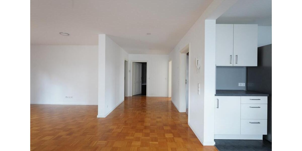 Doppelhaushälfte Nürtingen - 7 Zimmer, 206 m&sup2;, 698.000&euro; | Angebot:25976140
