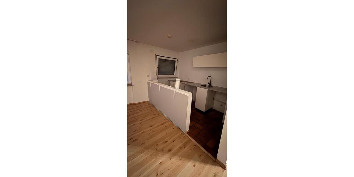 Dachgeschoßwohnung Böblingen Dagersheim - 2 Zimmer, 64 m&sup2;, 260.000&euro; | Angebot:25623408