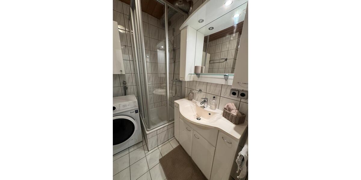 Hochparterre Stuttgart Stuttgart-West - 2 Zimmer, 42 m&sup2;, 950&euro; | Angebot:25953916