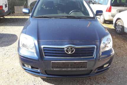 Toyota Avensis 283.000 km 1.450 &euro; Ofterdingen 72131