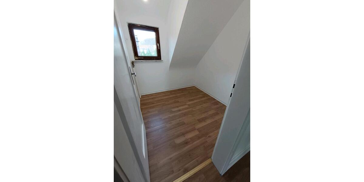 Etagenwohnung Lichtenstein - 1.5 Zimmer, 135 m&sup2;, 1.510&euro; | Angebot:25634559