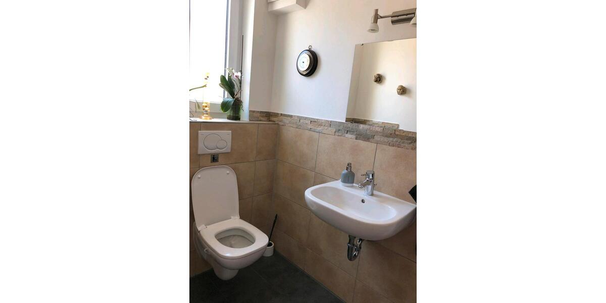 Einfamilienhaus Neustetten - 4.5 Zimmer, 127 m&sup2;, 1.680&euro; | Angebot:25840549