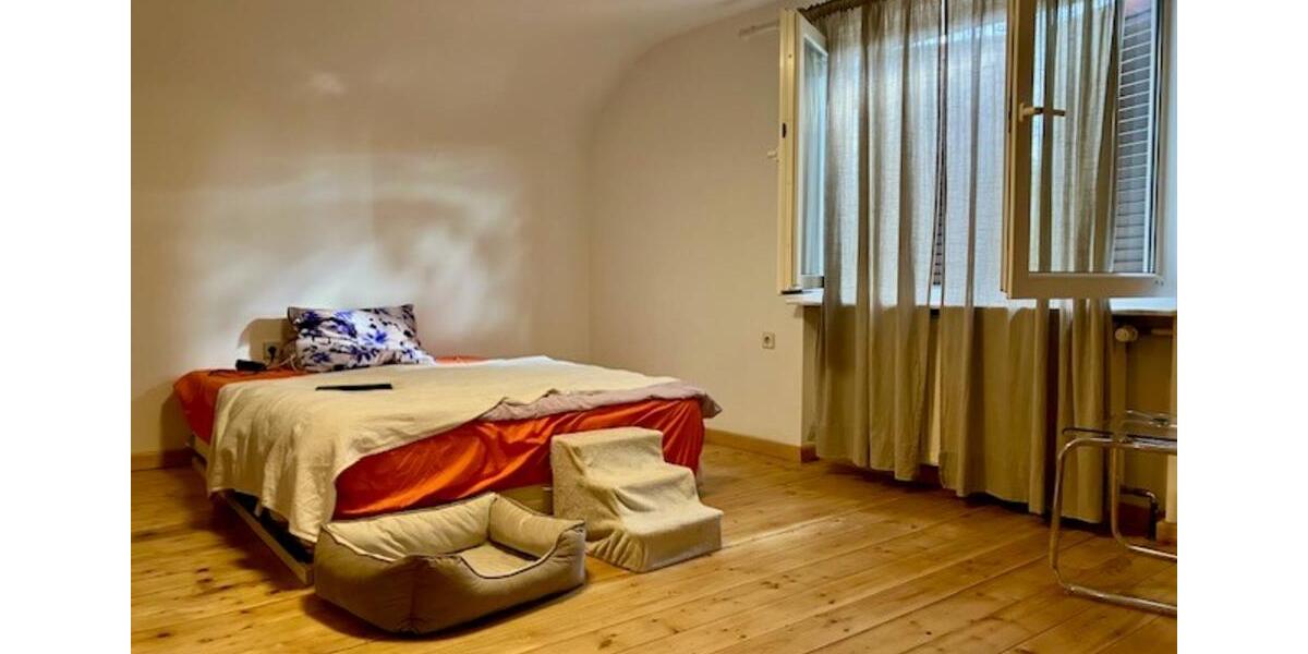 Maisonettenwohnung Metzingen - 5 Zimmer, 152 m&sup2;, 1.700&euro; | Angebot:24142093