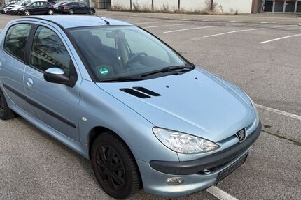 Peugeot 206 96.000 km 1.690 &euro; Stuttgart 70178
