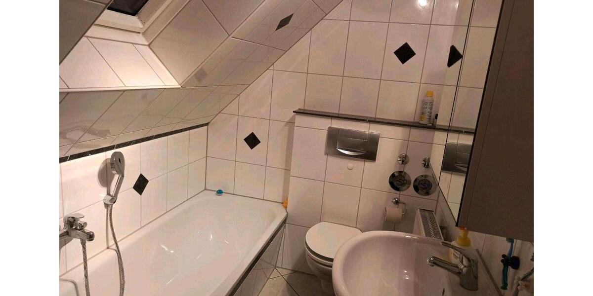 Einfamilienhaus Pliezhausen - 7 Zimmer, 130 m&sup2;, 590.000&euro; | Angebot:25178215