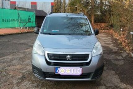 Peugeot Partner Tepee 99.000 km 7.400 &euro; Tübingen 72070