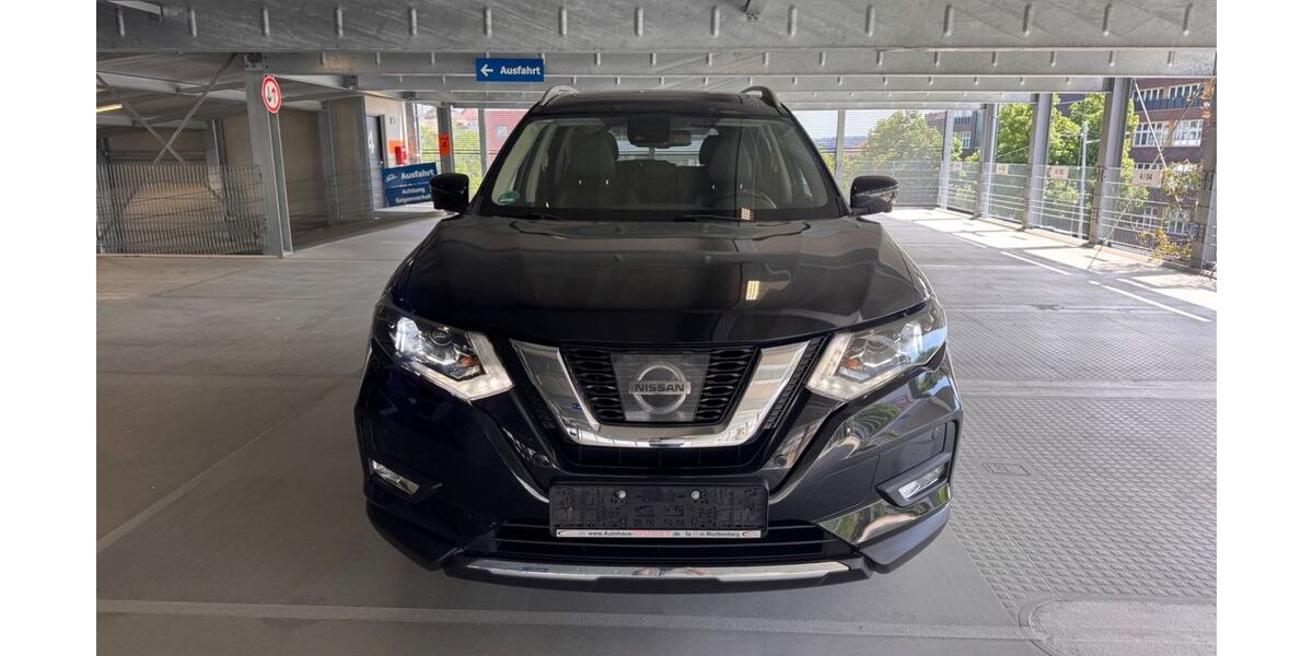 Nissan X-Trail 95.445 km 15.999 &euro; Stuttgart 70376
