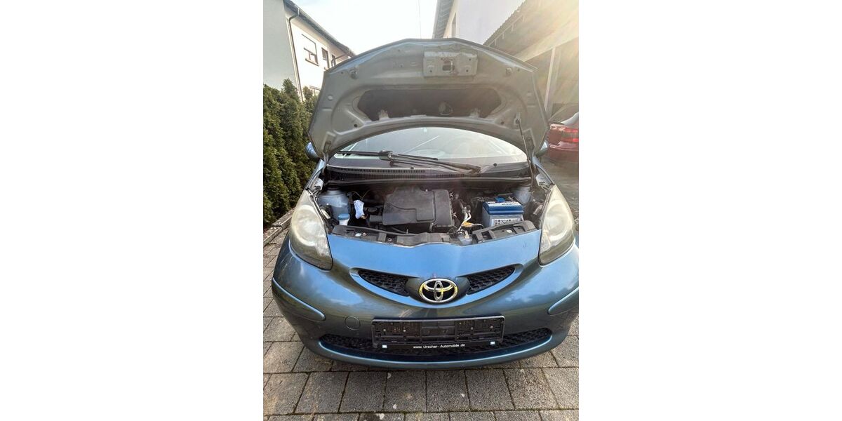 Toyota Aygo (X) 147.622 km 2.400 &euro; Gomaringen 72810