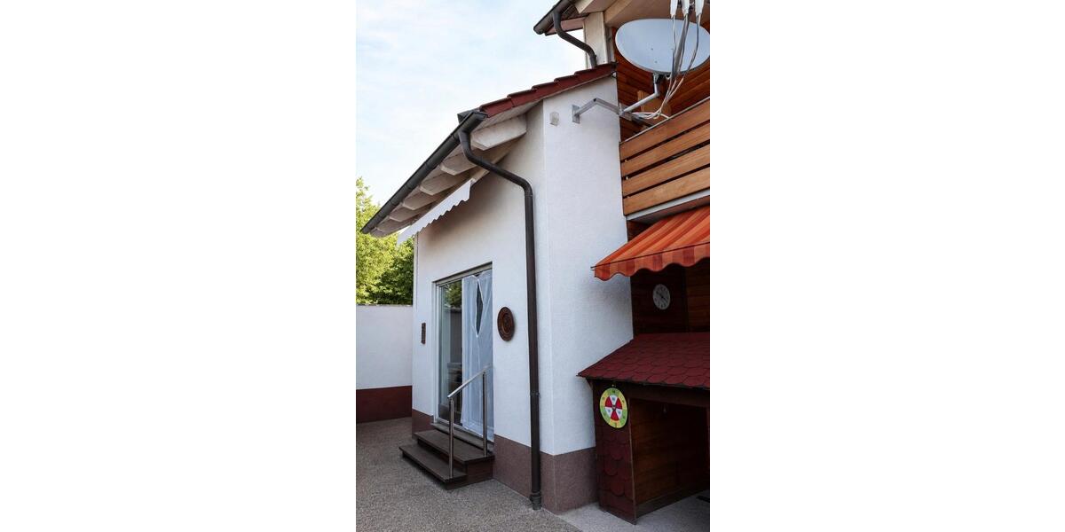 Reihenhaus Reutlingen Orschel-Hagen - 5 Zimmer, 150 m&sup2;, 649.000&euro; | Angebot:27096154