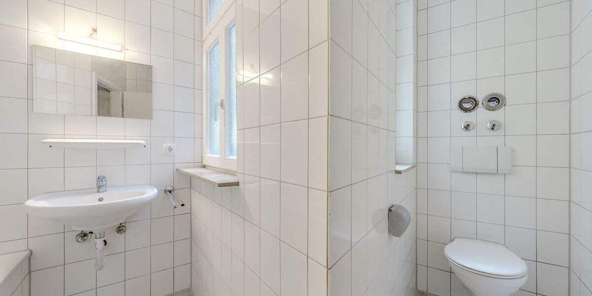 Etagenwohnung Stuttgart-Mitte Mitte - 2 Zimmer, 66 m&sup2;, 269.000&euro; | Angebot:25704099