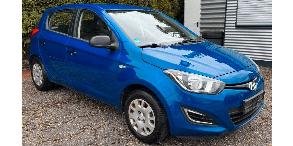 Hyundai i20 139.363 km 4.990 &euro; Sindelfingen 71065