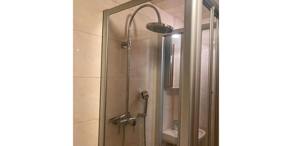 Etagenwohnung Herrenberg - 2.5 Zimmer, 75 m&sup2;, 1.100&euro; | Angebot:25639869