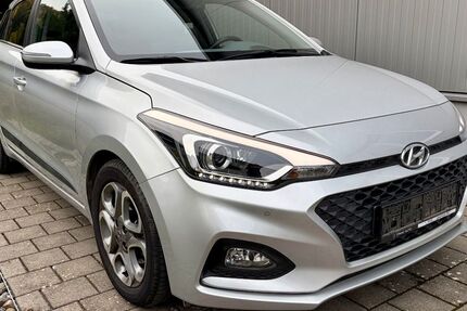 Hyundai i20 28.700 km 13.600 &euro; Filderstadt 70794