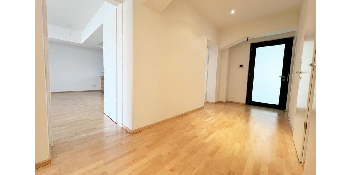 Loft - Studio - Atelier Stuttgart Fasanenhof-Ost - 3 Zimmer, 126 m&sup2;, 2.000&euro; | Angebot:23538088