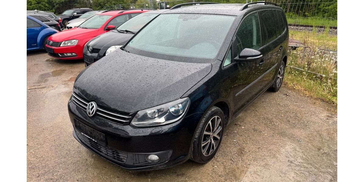 VW Touran 180.000 km 5.990 &euro; Tübingen 72070