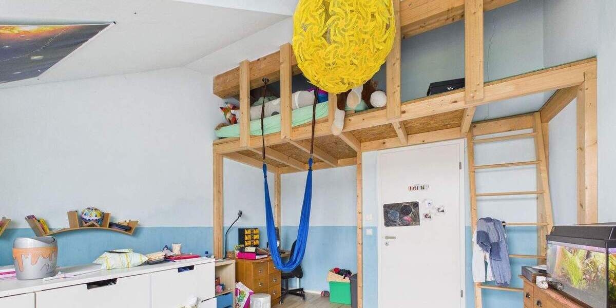 Doppelhaushälfte Ostelsheim - 5 Zimmer, 172 m&sup2;, 697.000&euro; | Angebot:25686346