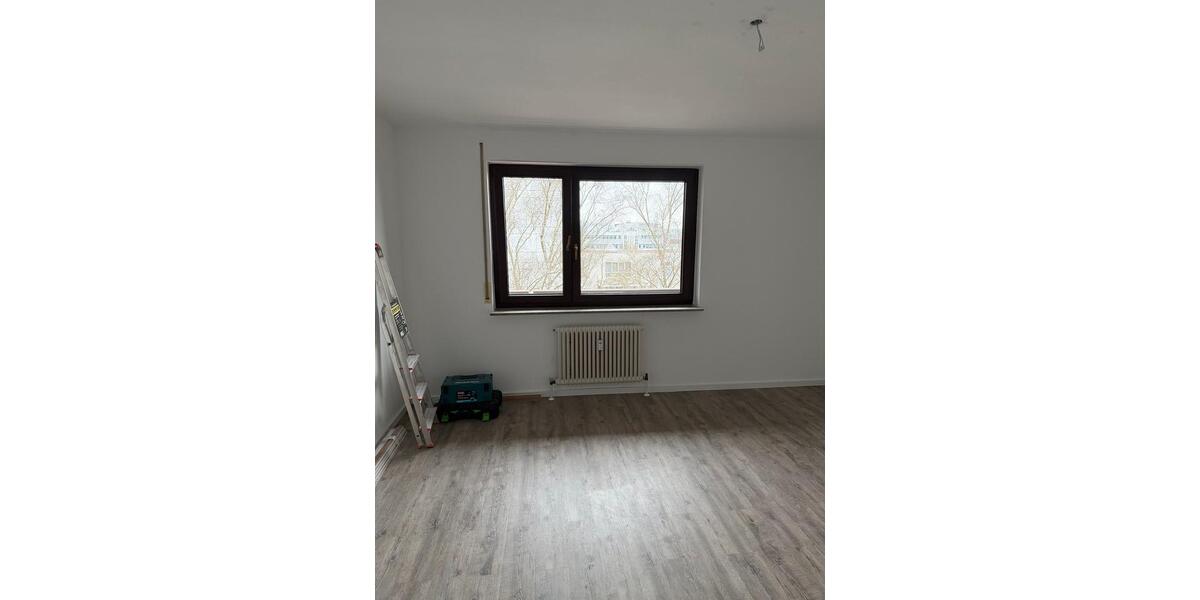 Etagenwohnung Sindelfingen Sindelfingen (Stadt) - 4.5 Zimmer, 104 m&sup2;, 1.700&euro; | Angebot:26024462