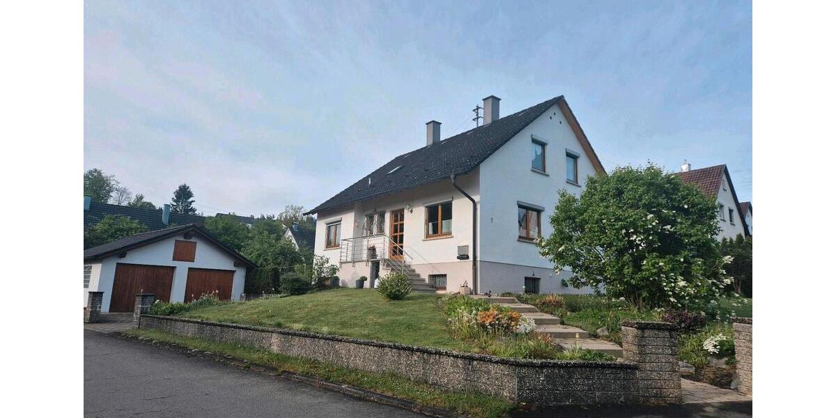 Einfamilienhaus Haigerloch - 8 Zimmer, 128 m&sup2;, 399.000&euro; | Angebot:26729198