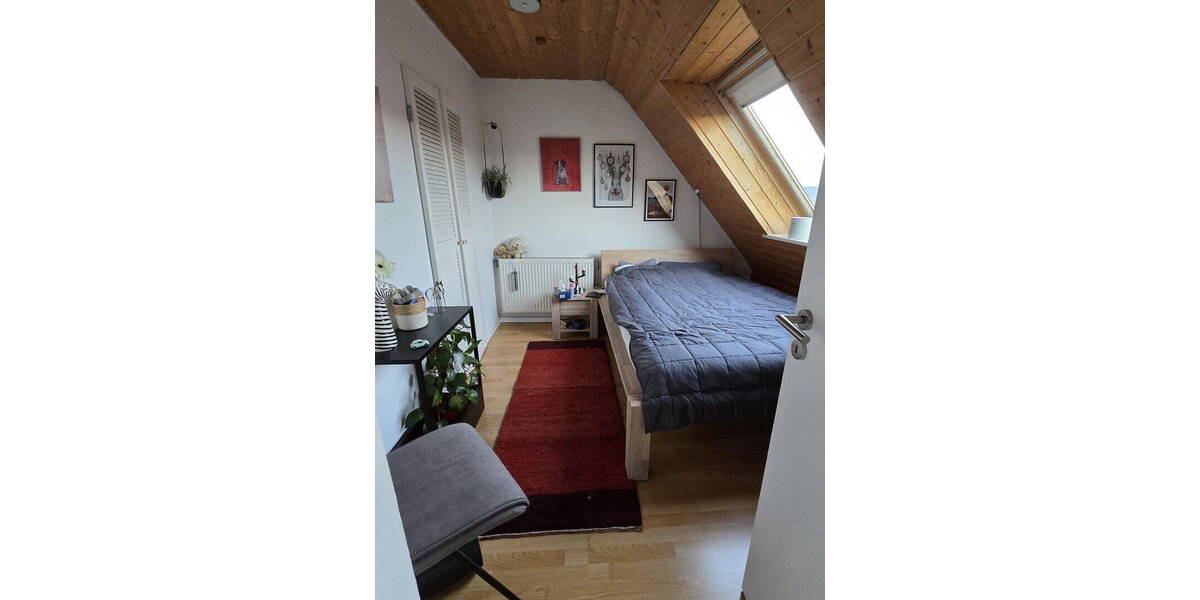 Reihenmittelhaus Renningen - 7 Zimmer, 155 m&sup2;, 630.000&euro; | Angebot:26090020