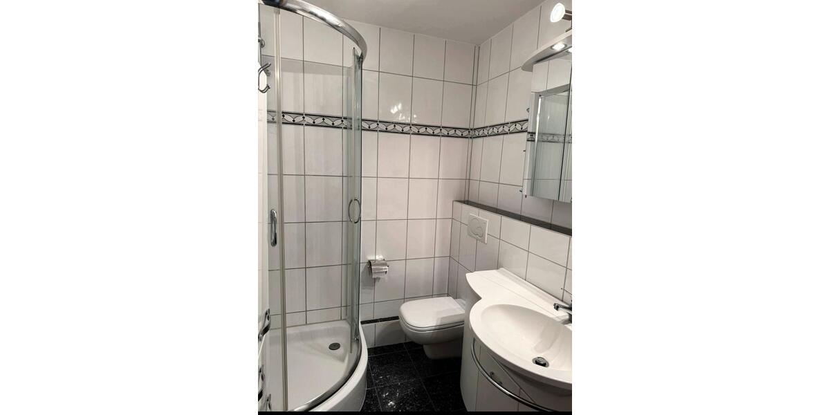 Etagenwohnung Pfullingen - 4 Zimmer, 100 m&sup2;, 329.000&euro; | Angebot:26517363