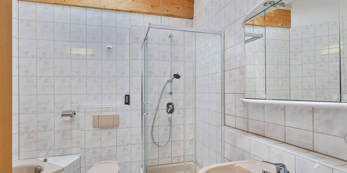 Etagenwohnung Deckenpfronn - 3 Zimmer, 99 m&sup2;, 320.000&euro; | Angebot:25996663