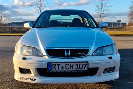 Honda Accord 186.300 km 8.999 &euro; Eningen unter-Achalm 72800