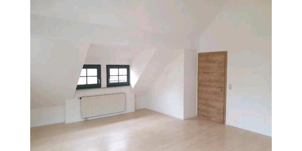 Dachgeschoßwohnung Rottenburg am Neckar - 2 Zimmer, 65 m&sup2;, 269.000&euro; | Angebot:27096426