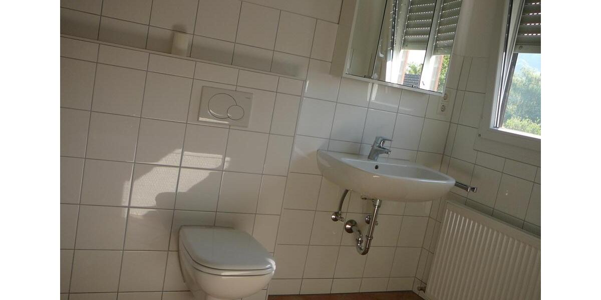Dachgeschoßwohnung Herrenberg - 2.5 Zimmer, 58 m&sup2;, 900&euro; | Angebot:25554062