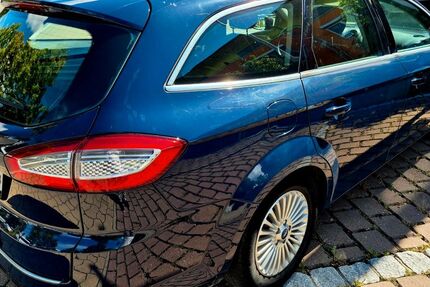 Ford Mondeo 348.000 km 2.390 &euro; Filderstadt 70794