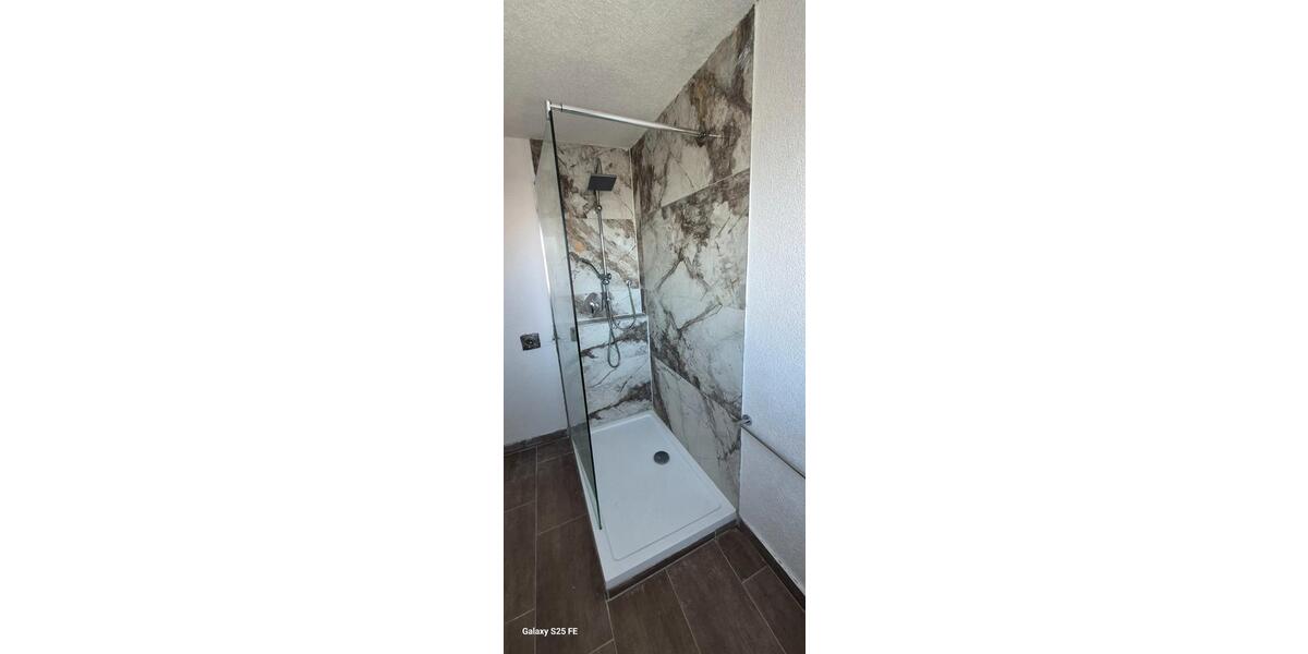 Etagenwohnung Reutlingen Altenburg - 4 Zimmer, 100 m&sup2;, 1.200&euro; | Angebot:25713650
