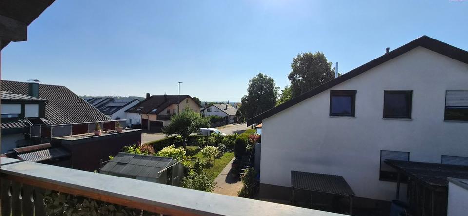 Dachgeschoßwohnung Aichtal - 3.5 Zimmer, 91 m&sup2;, 295.000&euro; | Angebot:27155079