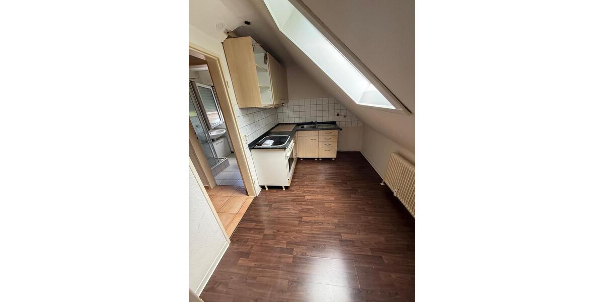 Dachgeschoßwohnung Neckartenzlingen - 1.5 Zimmer, 30 m&sup2;, 85.000&euro; | Angebot:27185793