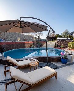 MODERNISIERT FÜR MEHRGENERATIONEN - Mehrfamilienhaus, Wohnhaus Magstadt | Angebot:26029843