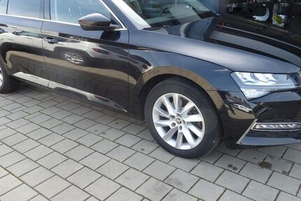 Skoda Superb 141.000 km 21.990 &euro; Horb-Mühringen 72160
