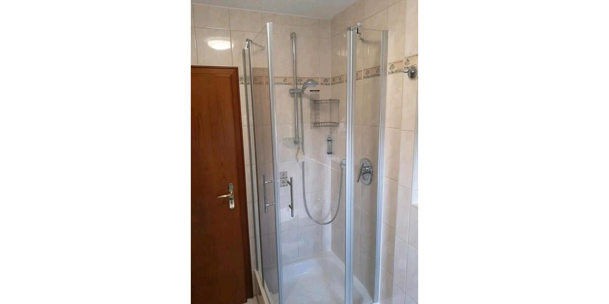 Dachgeschoßwohnung Leinfelden-Echterdingen Echterdingen - 1.5 Zimmer, 46 m&sup2;, 820&euro; | Angebot:25544602