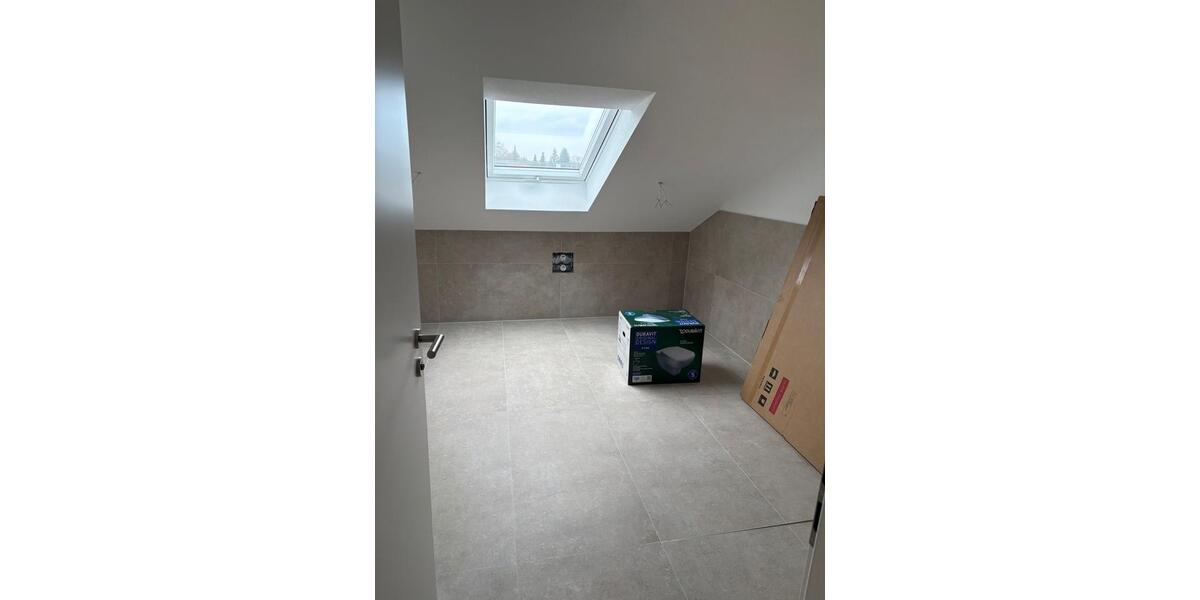 Etagenwohnung Mössingen - 4 Zimmer, 126 m&sup2;, 1.550&euro; | Angebot:26431361