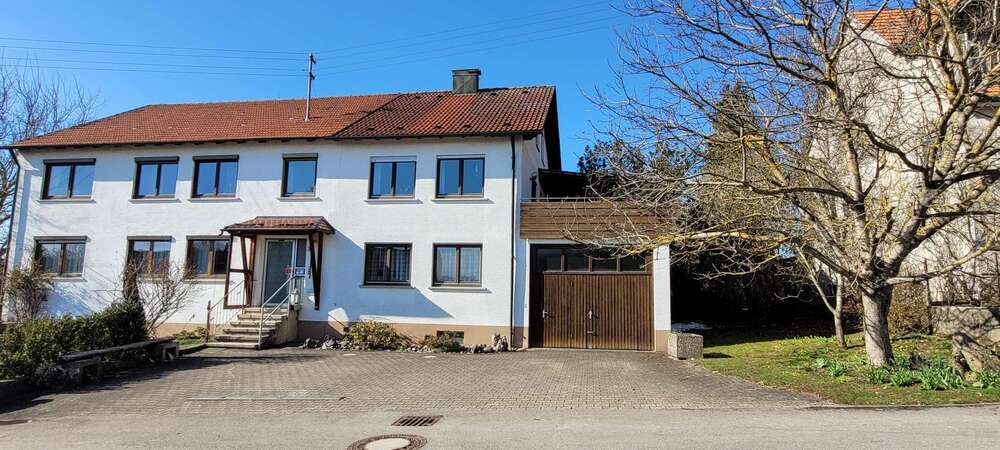 Einfamilienhaus Würtingen Würtingen - 12 Zimmer, 263 m&sup2;, 460.000&euro; | Angebot:26032607