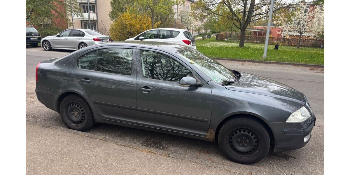 Skoda Octavia 175.000 km 1.800 &euro; Stuttgart 70565