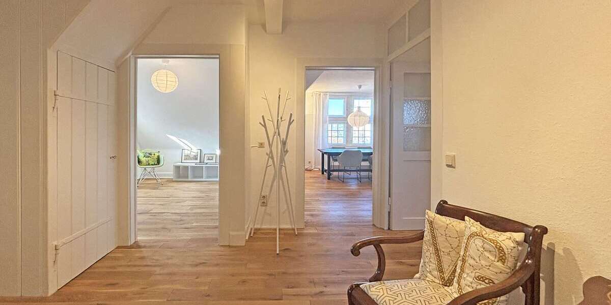 Etagenwohnung Stuttgart Degerloch - 4 Zimmer, 108 m&sup2;, 2.150&euro; | Angebot:25485985