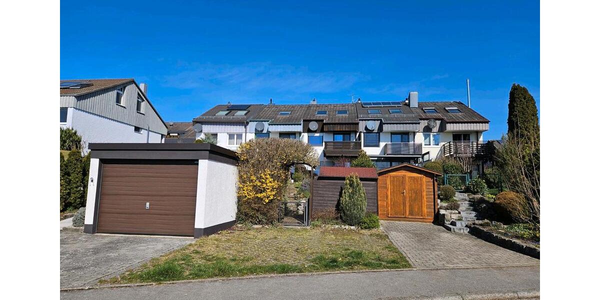 Reihenhaus Herrenberg - 5 Zimmer, 140 m&sup2;, 480.000&euro; | Angebot:25838537