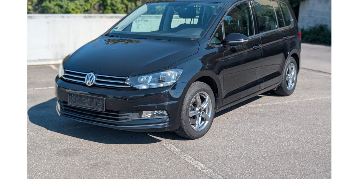 VW Touran 176.950 km 10.999 &euro; Metzingen 72555