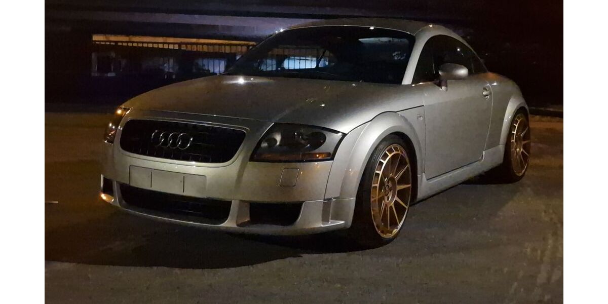 Audi TT 240.000 km 11.999 &euro; reutlingen 72770